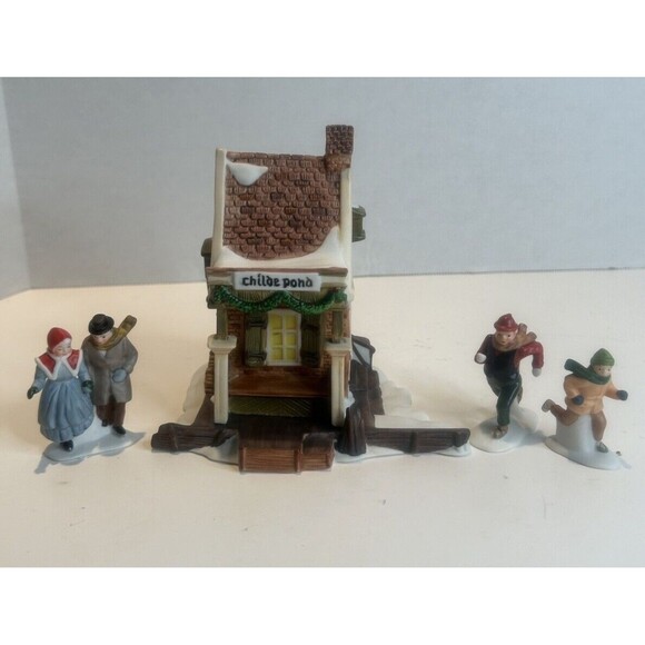 Department 56. Heritage Village Collection. Childe Pond And Skaters. 1988 - Picture 1 of 10